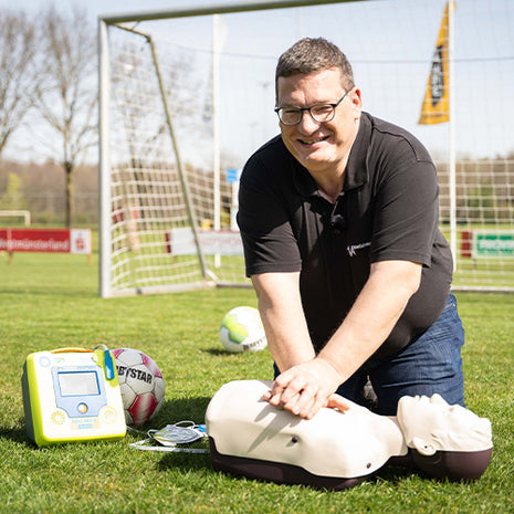 AED Einweisung vor Ort gem. §11 MPBetreibV | Praxistraining & Erstanwendung